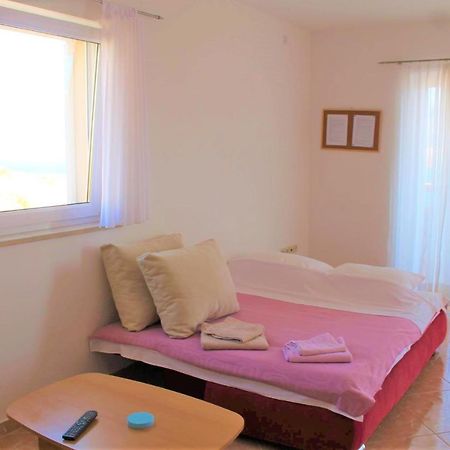 Apartments Gubo Pag Town Εξωτερικό φωτογραφία