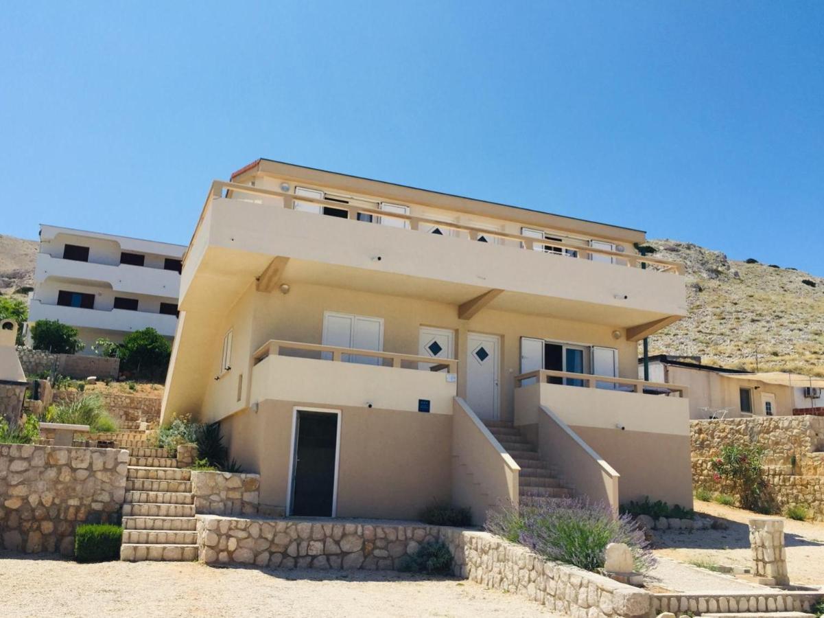 Apartments Gubo Pag Town Εξωτερικό φωτογραφία