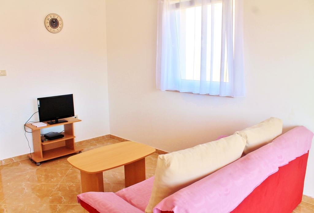 Apartments Gubo Pag Town Δωμάτιο φωτογραφία